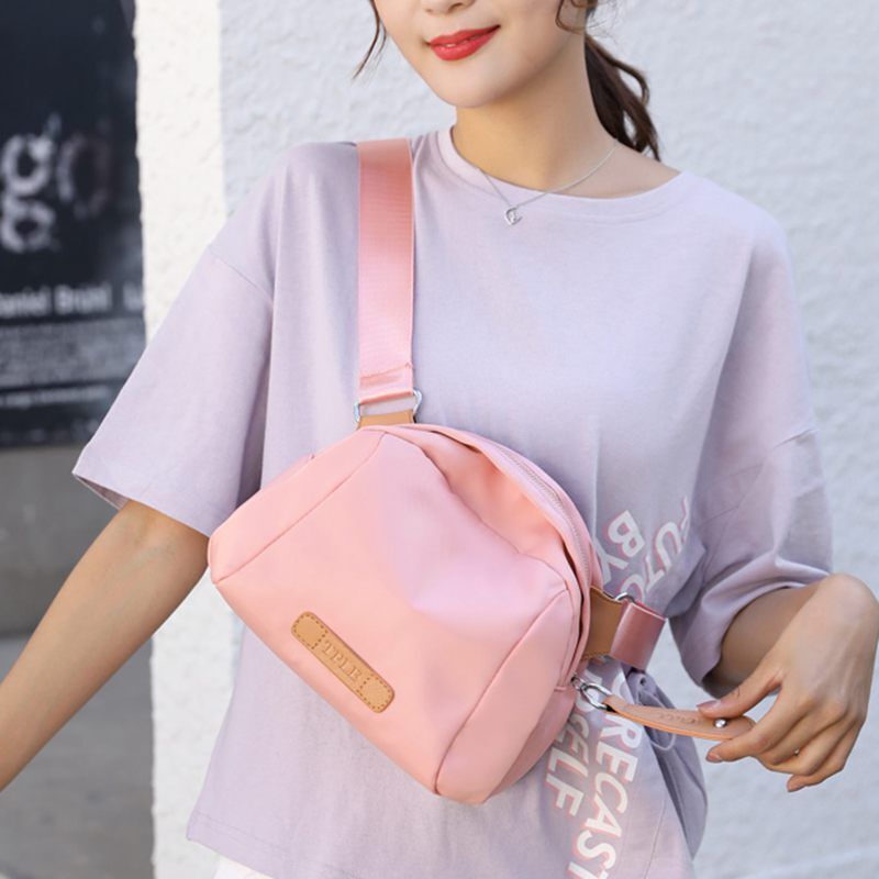 Nylon Black Handbag Shell Shape Portable Everyday Crossbody Bag 24*17*14CM Purse