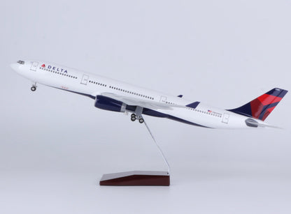 47CM 1:135 DELTA AIRBUS A330 Passenger Airplane Landing Gears Resin Plane Model