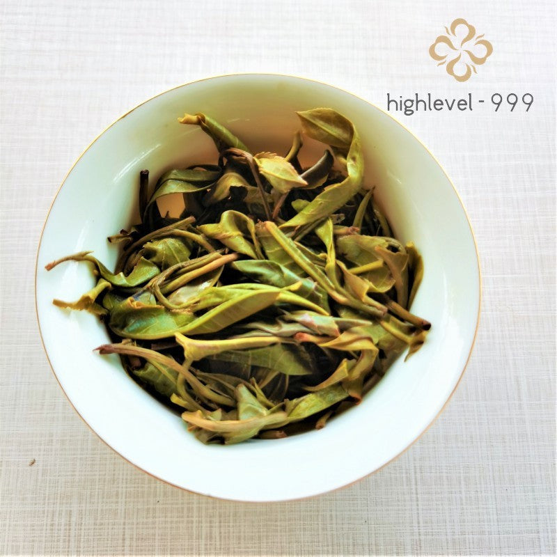 357g Laobanzhang Raw Pu'er Yunnan Bulang Mountain Early Spring Qizi Tea Cake