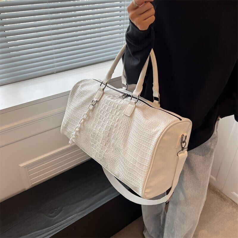 Pu Leather Tote with Thick Chain Shoulder Bag Women Travel Bags Handbags