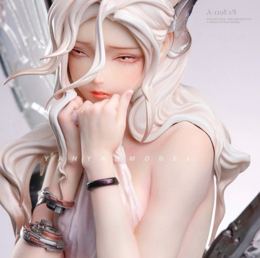 1/8 Resin Figures model Sad and Beautiful Elf Girl (Large Set) Unassembled