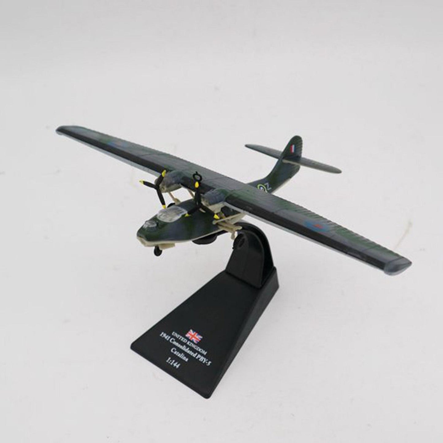 1/144 WW2 UK RAF Classic PBY 5 Catalina Aircraft Fighter Plane Military Model g