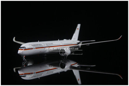 1:400 JC Wings LUFTWAFFE AIRBUS A350-900XWB Passenger Airplane Diecast Model