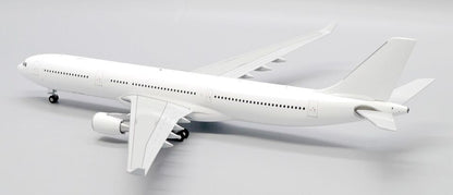 1:200 32CM JC Wings AIRBUS A330-300 Blank Airplane GE Engine Diecast Plane Model