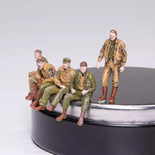 AM 1/72 Fury US Army Soldiers 5-Persons Complete Model Ornament（Without Tank）