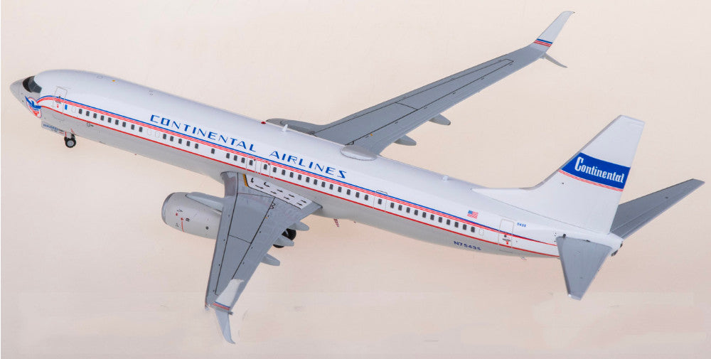 1:200 Geminijets United Airlines B737-900ER Passenger Airplane Diecast Model