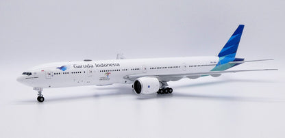 1:200 37CM JC Wings Garuda Indonesia BOEING 777-300ER Airplane Diecast Model