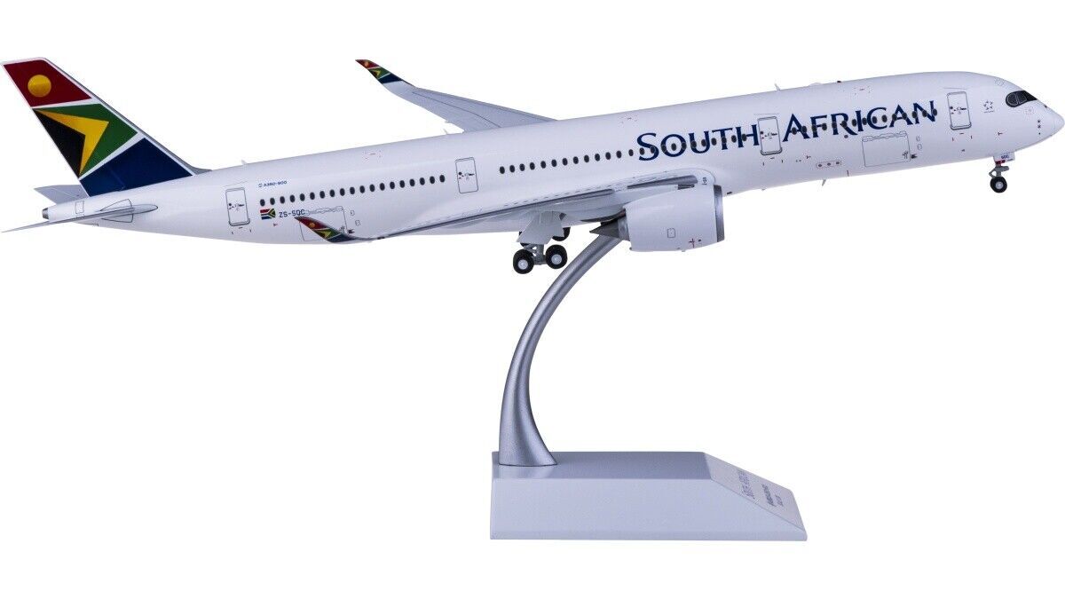 1:200 33CM JC Wings SOUTH AFRICAN AIRBUS A350-900 Passenger Plane Diecast Model