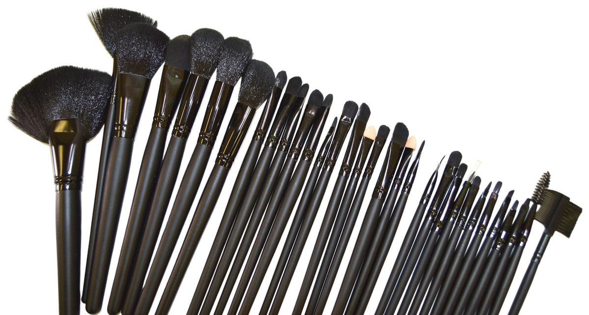 32-Piece Black Cosmetic Makeup Brush Set with Black Bag