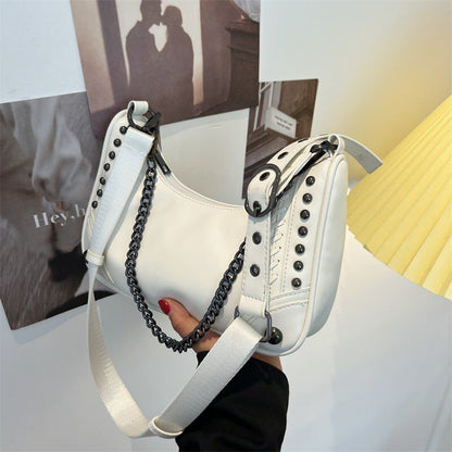 Gothic Bag Vintage Shoulder Bag Metal Chain Synthetic Leather Handbag 26*17*6 CM