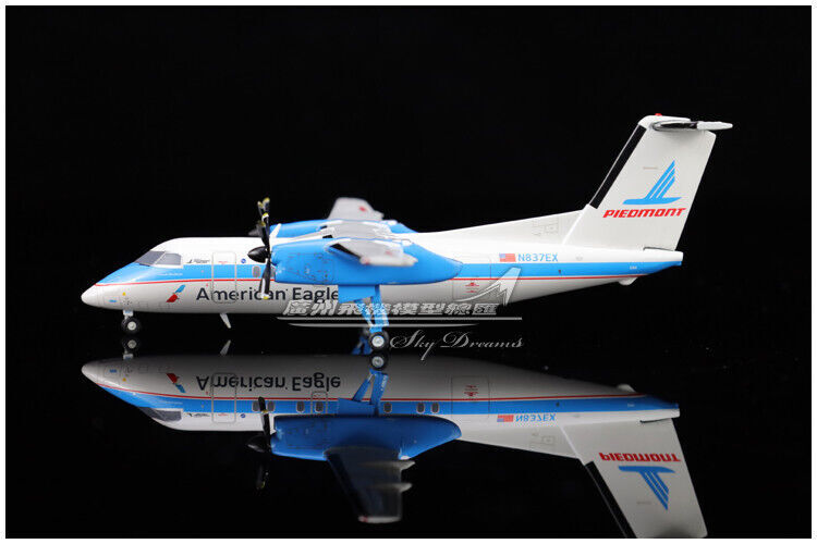 1:200 GeminiJets American Eagle Bombardier Dash 8 Q100 Airplane Diecast Model