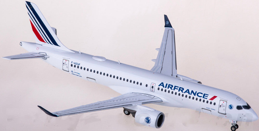1:200 Herpa AIR FRANCE AIRBUS A220-300 Passenger Airplane Diecast Aircraft Model