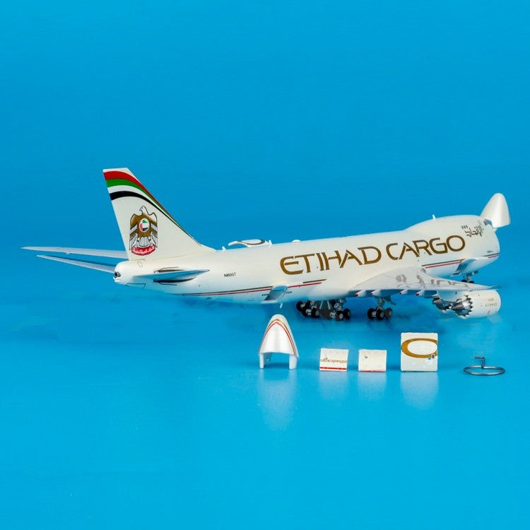 1:400 JC Wings Etihad Airways B747-8F N855GT Airplane Diecast Aircraft Model