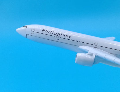 16cm Philippines BOEING 777 Passenger Airplane Diecast Aircraft Plane Model