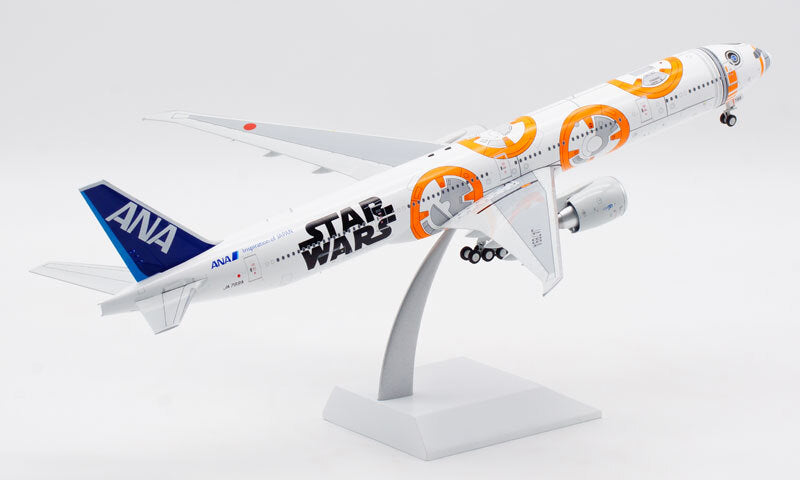 1:200 Aviation ANA BOEING B777-300ER Passenger Airplane Diecast Plane Model