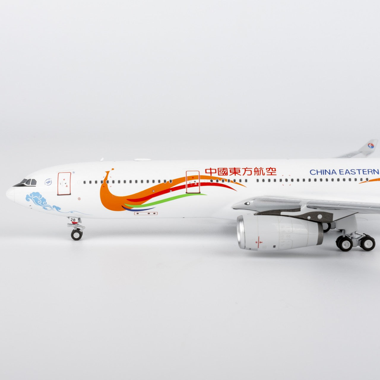 1:400 NGmodels China Eastern Airbus A330-300 Passenger Diecast Plane Model