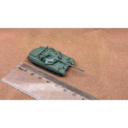 1/144 Ukrainian T-80UD Main Battle Tank Painted Finished Model