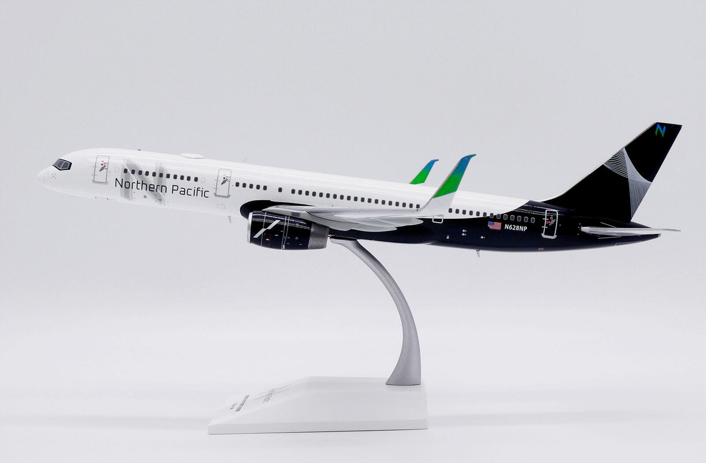 1:200 JC Wings Northern Pacific Airways Boeing 757-200 Airplane Diecast Model