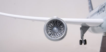 1:130 43CM American BOEING 787 Passenger Airplane Landing Gear Resin Plane Model