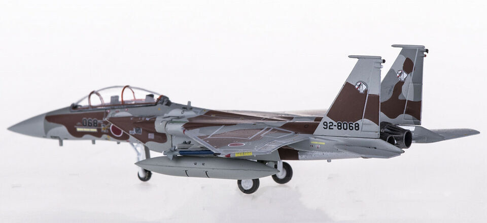 1:200 Hogan JASDF McDonnell Douglas F-15 92-8068 Fighter Diecast Aircraft Model