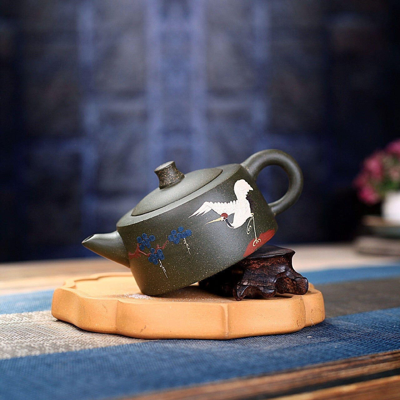 Zen Style Crane Relief Handmade Tea Pot Traditional 9 Infuser Holes Real Zisha