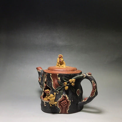 Chinese Yixing Zisha Clay Handmade Exquisite Teapot （五代封侯 底款：蒋蓉）