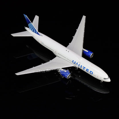 1:400 Geminijets United Airlines Boeing 777-200ER N798UA Airplane Diecast Model