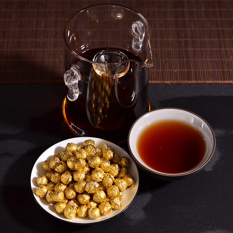 Yunnan cracked tea, China Gold tin foil packaging gift box Resin tea Pu'er tea cream-