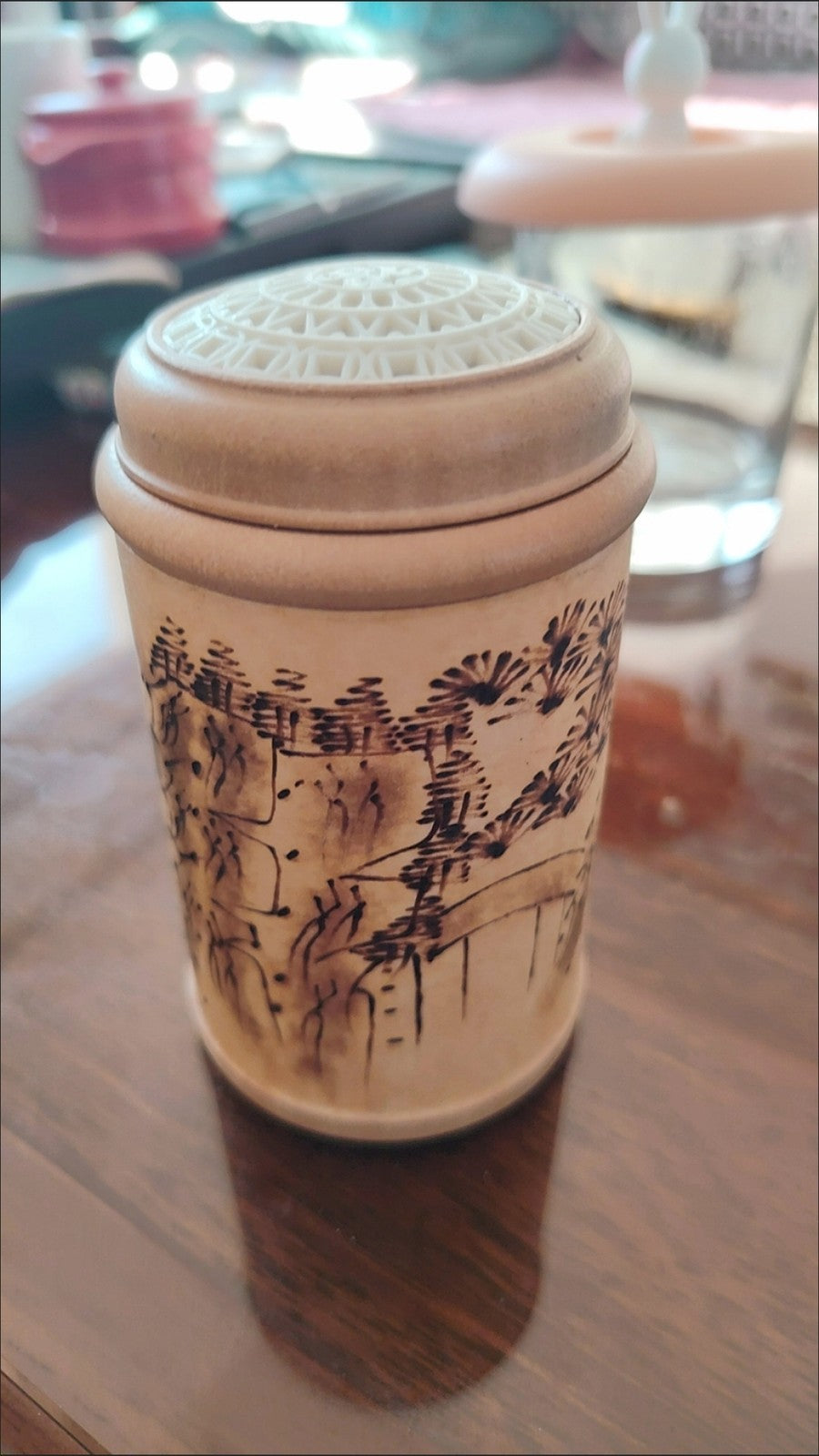 Handmade Gourd Katydid Cage 6x10cm Pear Wood Inlay with Spring