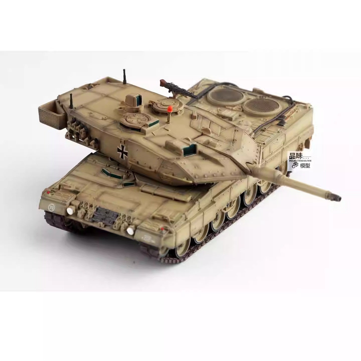 1/72 German Leopard 2A5 Leopard 2A5 Main Battle Tank Sand Painted Finished Model