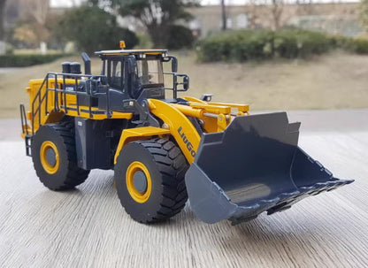 1:50 24CM LIUGONG 8128H Wheel Loader Construction Machine Vehicle Diecast Model