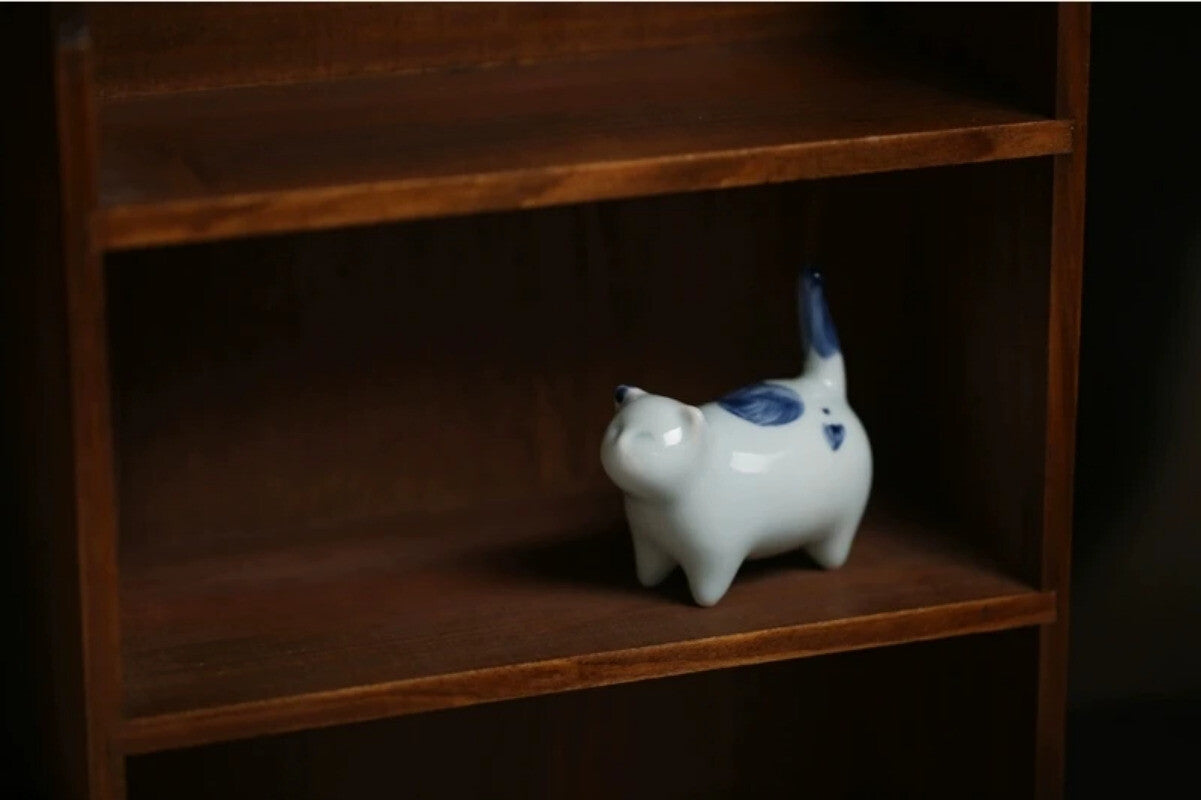 Chinese Tea Spirit Ceramic Cute Cat Tea Pet Figurines Tea Ceremony Zen Table
