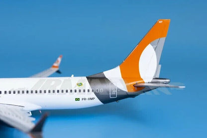 1:200 GeminiJets GOL BOEING 737 MAX 8 Passenger Airplane Diecast Aircraft Model
