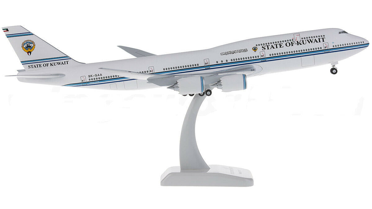 1:200 38CM Hogan STATE OF KUWAIT BOEING 747-8 Aircraft ABS Plastic Plane Model