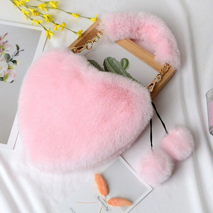 Winter Handbag Cute Plush Heart Shaped Shoulder Bag Cute Clutch Purse Messenger