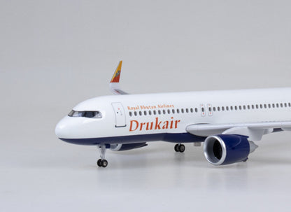 47CM 1:80 Drukair AIRBUS A320neo Airplane Landing Gears Resin Aircraft Model