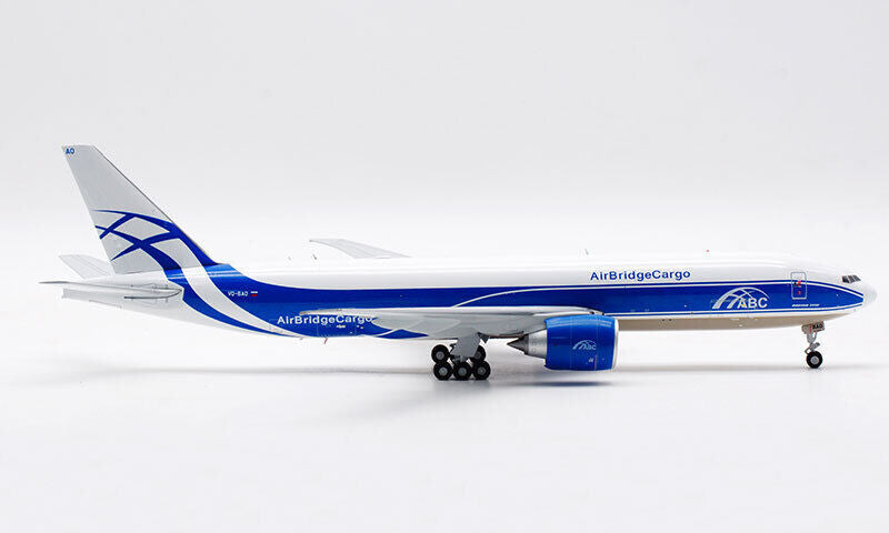 1:200 32CM JC Wings AirBridgeCargo BOEING 777-200LRF Airplane Diecast Model