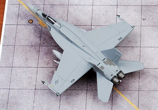 Hogan US Navy McDonnell Douglas F/A-18E VFA-14 fighter 1/200 diecast plane model