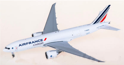 1:400 Geminijets Air France Boeing 777-200LRF Passenger Airplane Diecast Model