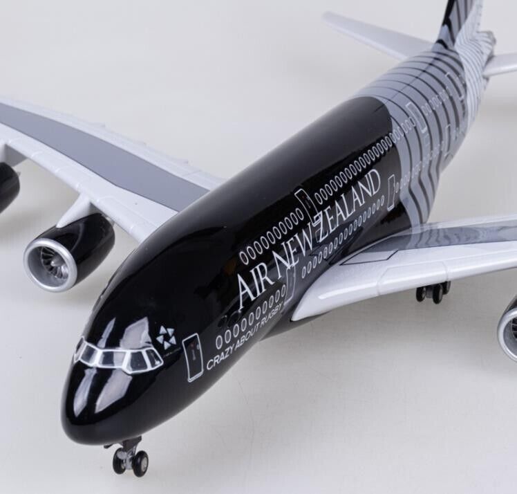 46CM AIR NEW ZEALAND AIRBUS A380 Airplane Led Sound-controlled Light Resin Model