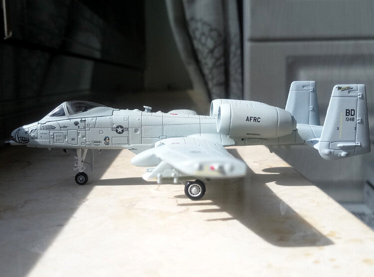 S14 US Fairchild Republic A-10 Thunderbolt II 1/144 diecast plane model aircraft