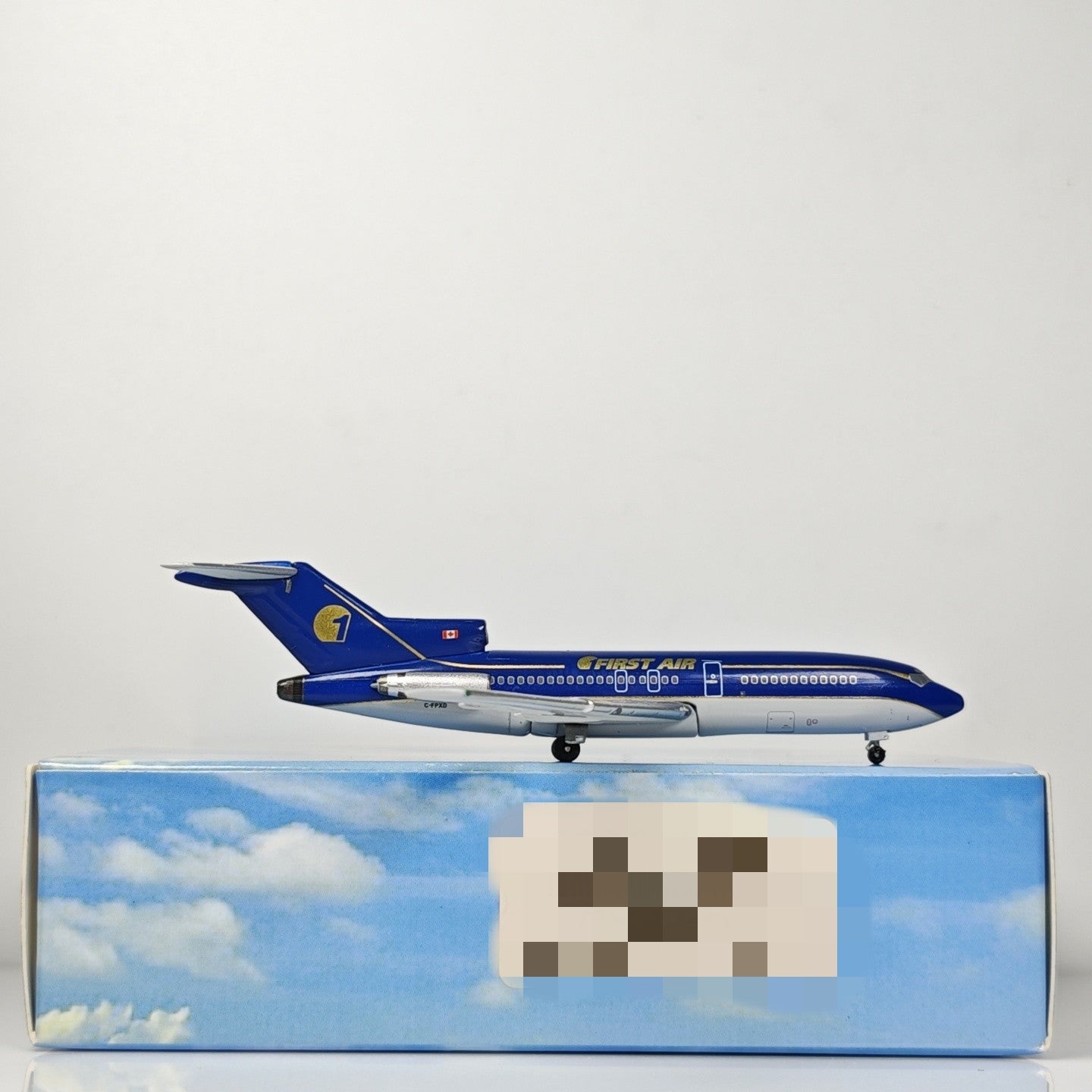 1:400 Aeroclassics First Air B727-100 C-FPXD Passenger Airplane Diecast Model