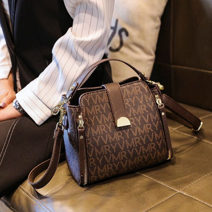 Short Handle Shoulder Bag Crossbody Interior Pocket Messenger Handbag 21*18*11CM