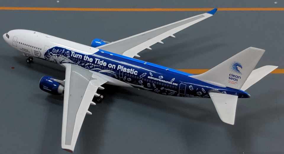 1:400 Phoenix Hi Fly AIRBUS A330-200 Passenger Airplane Diecast Aircraft Model