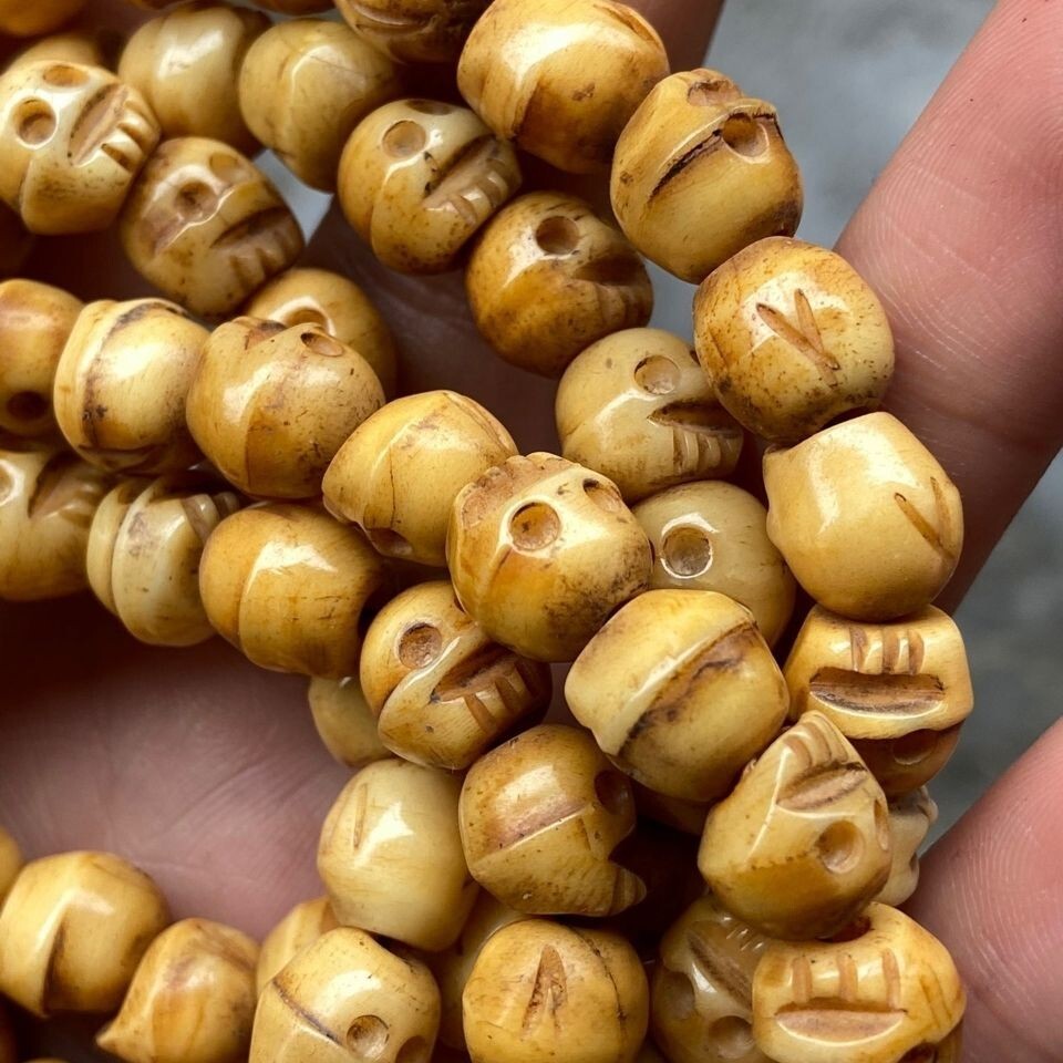 Special Vintage 108 Bead Buddhism Tibetan Yak Skull Grave Bracelet