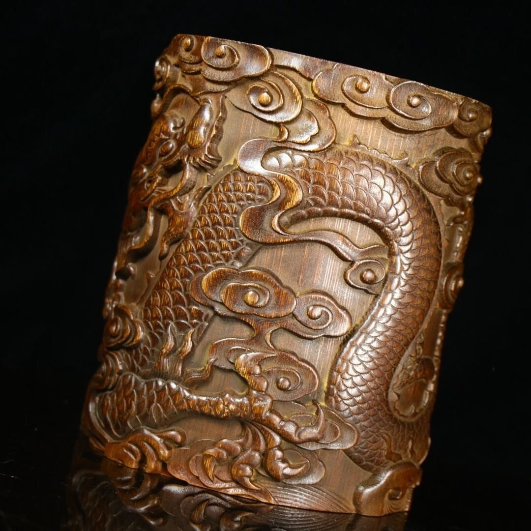 Old Chinese Natural Bamboo Hand Carved Exquisite Dragon Brush Pot Pen Holder