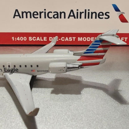 1:400 Geminijets American Airlines Bombardier CRJ200LR Airplane Diecast Model