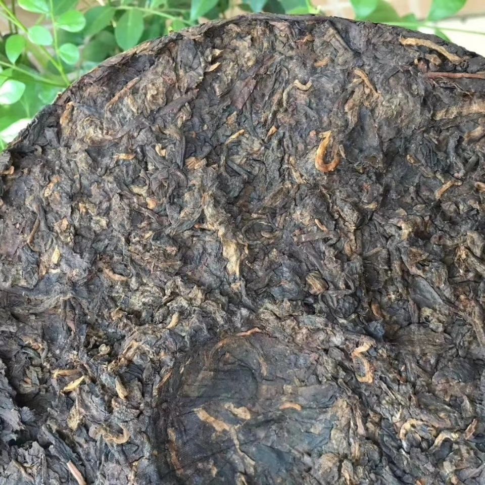 Yunnan MENGKU Rongshi Old Tree Pu-erh Tea Cake 2006 Ripe Puer Pu'erh Tea 400g