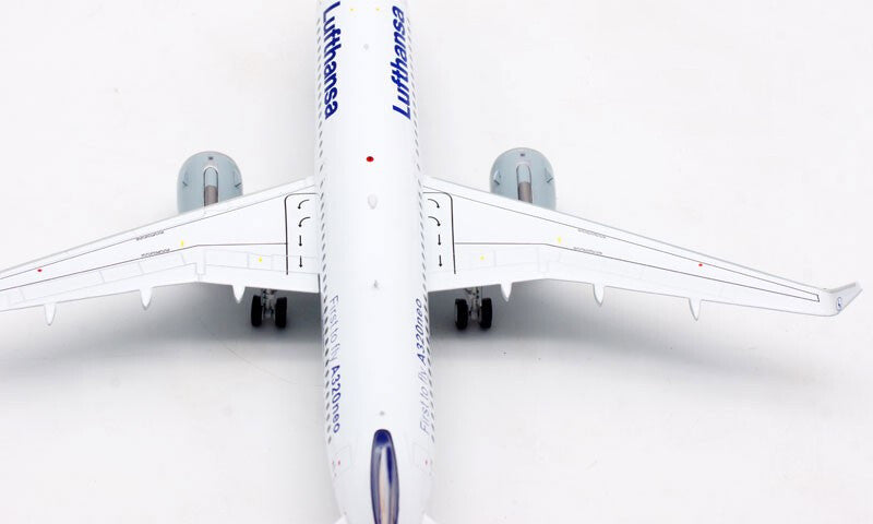 Inflight Lufthansa FOR AIRBUS A320NEO D-AINA First To Fly LTD 1/200 Plane Model