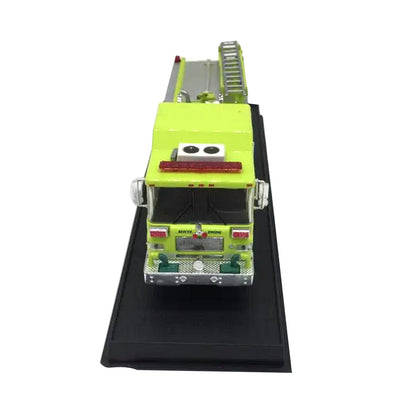 1:64 Scale 1997 Pierce Quantum Pumper Fire Truck Alloy Model Collection
